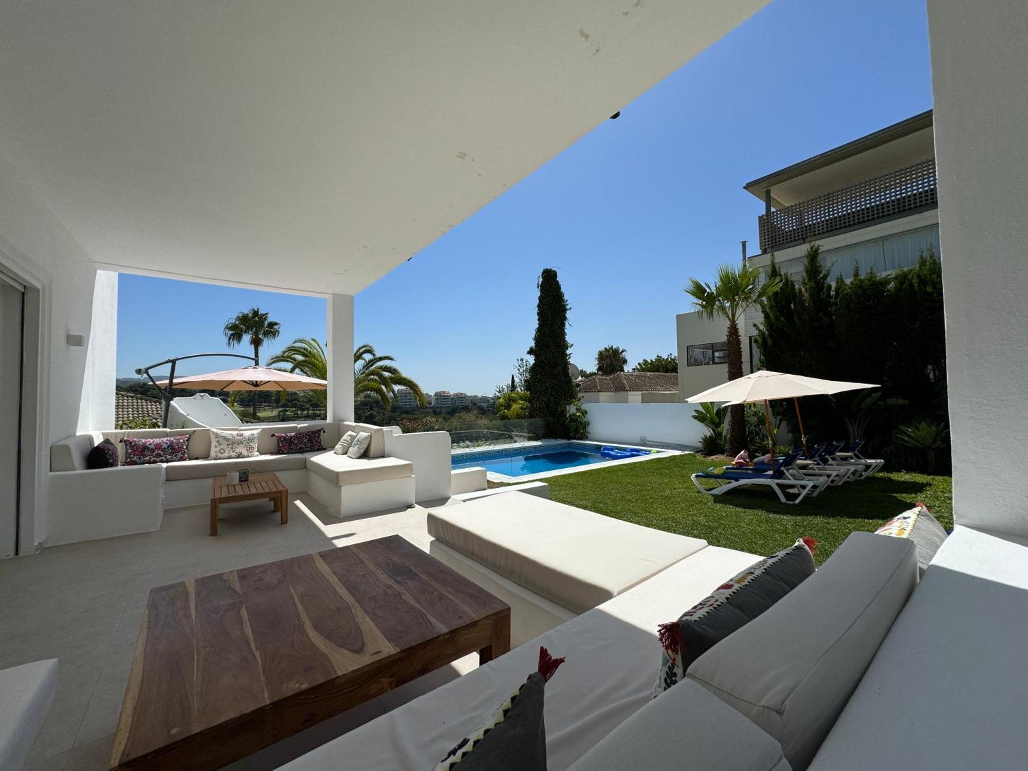 Karey Boutique House Bed and Breakfast Marbella Esterno foto