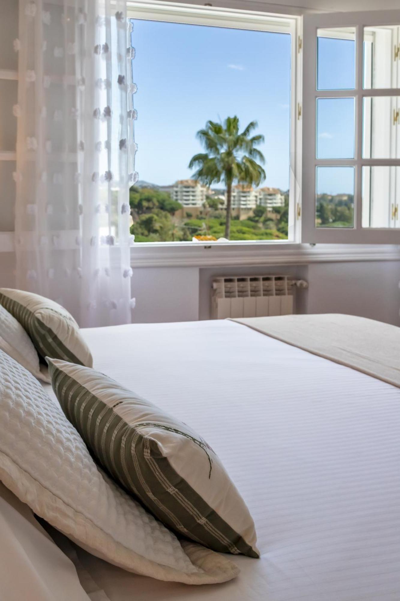 Bed and Breakfast Aurora Boutique House - Only Adults Marbella Esterno foto