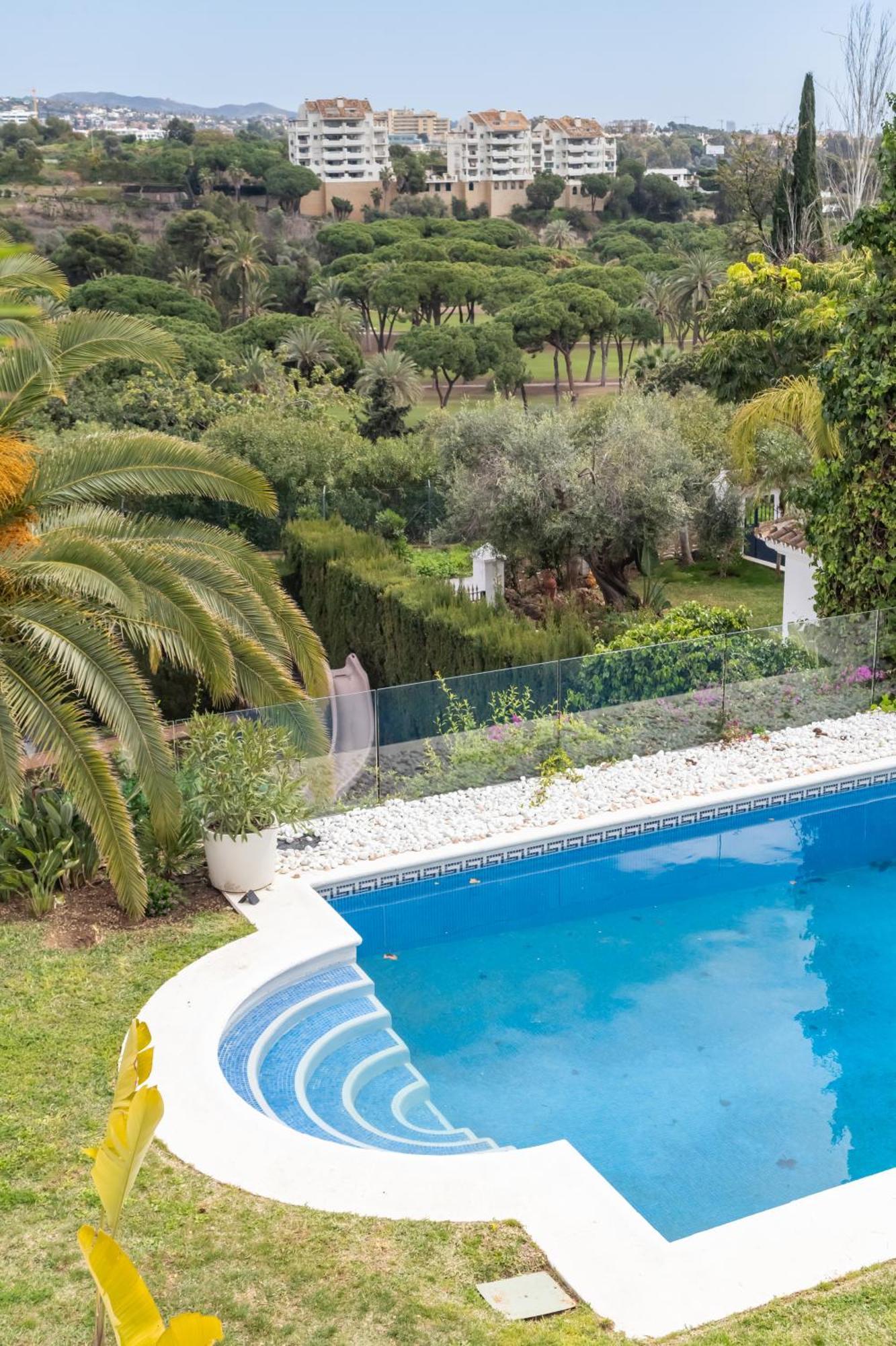 Bed and Breakfast Aurora Boutique House - Only Adults Marbella Esterno foto